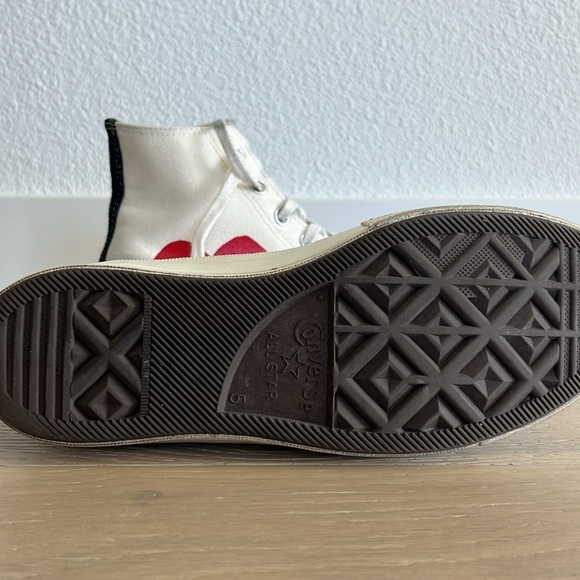 Comme de Garçon PLAY converse unsex. M5 W7 - Picture 4 of 10